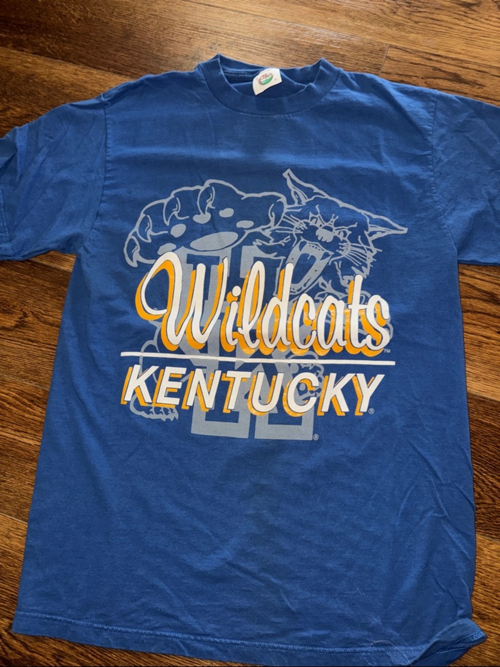 Vintage Kentucky Wildcats Blue Graphic T-Shirt - Tagged L, fits M